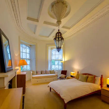 Daire Merchants Retreat