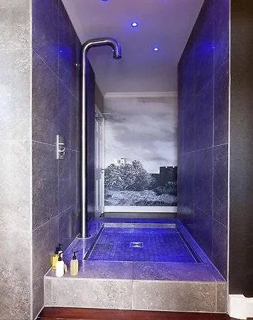 Hotel & Picardy Place 4*