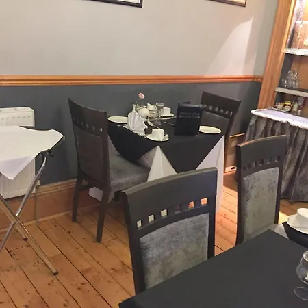 Lauderville 4*