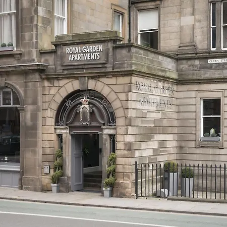 Aparthotel Fountain Court - Royal Garden 4*