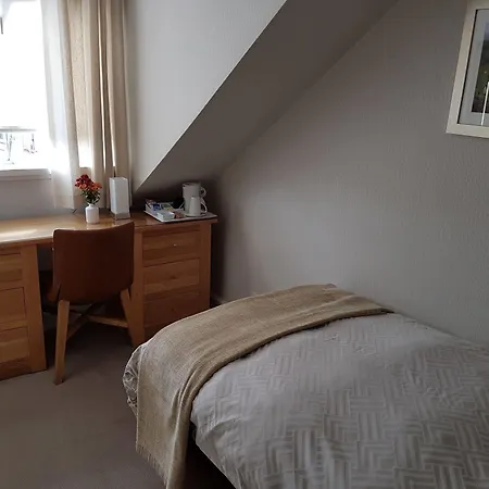 Kew House Pensjonat 5*