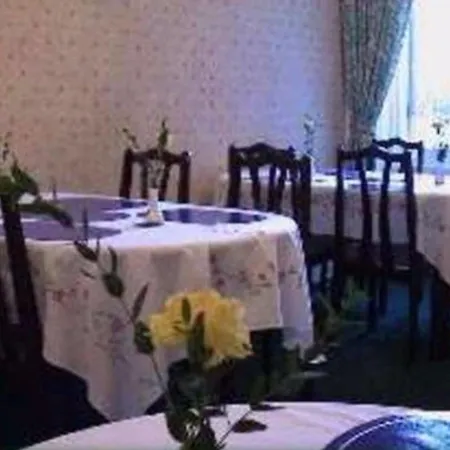 Capital House 3*
