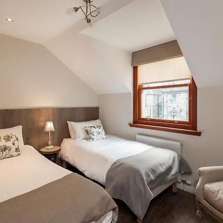 Retreat Casa de hóspedes 4*