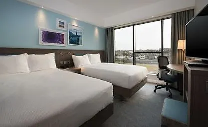 Hampton By Hilton West End