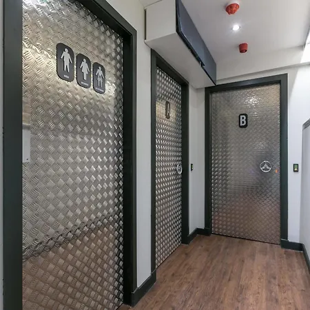 Code Pod - The Loft - Hostel Edinburgh