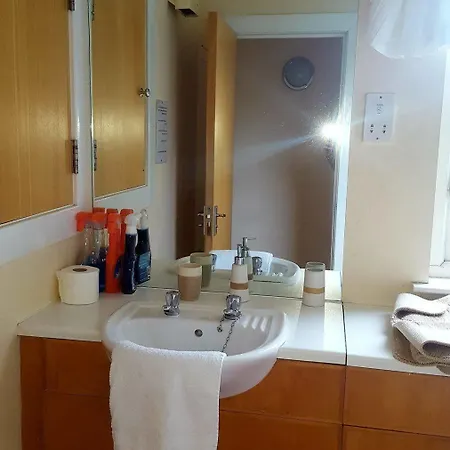 Center Coady Sleeps 5 Free Car Park Space Apartamento