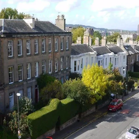 Cluaran House ゲストハウス エディンバラ