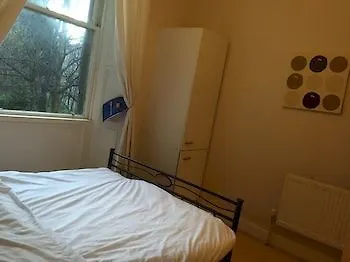 Centre Asga Edinburgh