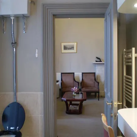 The Guards 3* Edinburgh