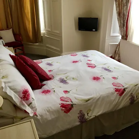Dorstan House 3*