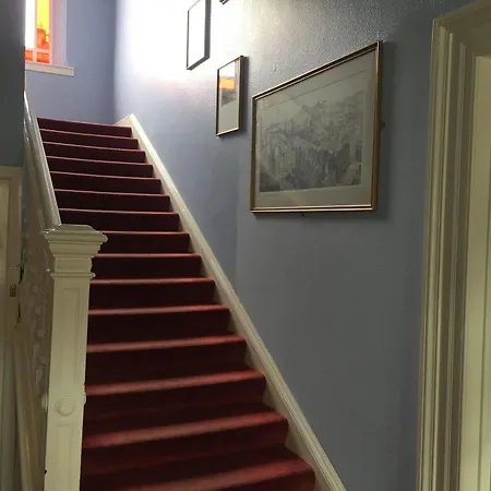 Dorstan House Guest house