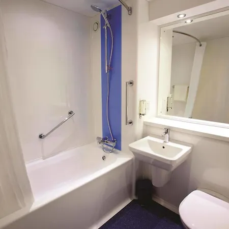 Travelodge Airport