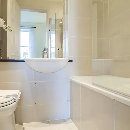 Clarendon Luxury Apartamento *