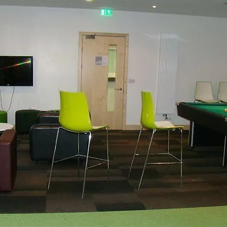 Euro Halls Apartamento *