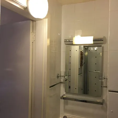 Allison House 17 Edinburgh
