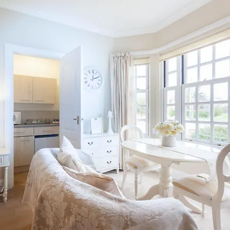 Kellerstain Stables Bed & Breakfast 4*