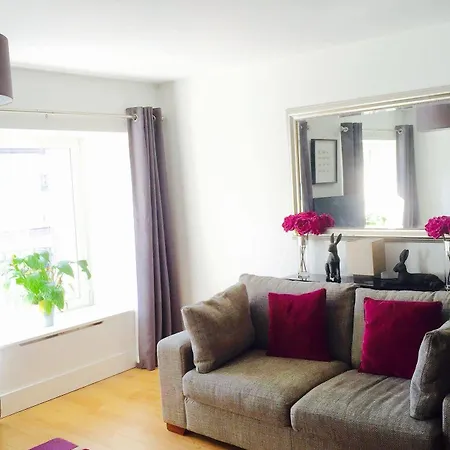 Capital Retreats - Shandwick Place شقة