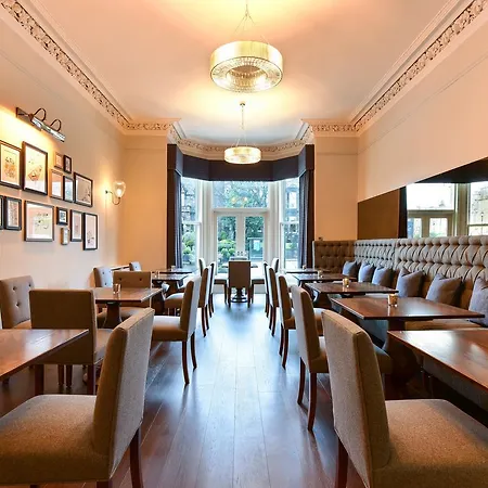 Hotel The Roseate - Small Luxury Of The World