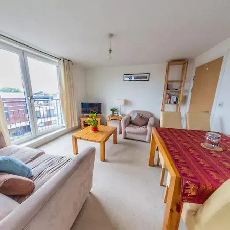 2 Bedroon With Balcony And Seaviews Édimbourg