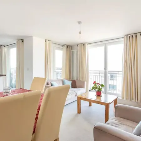 Apartment 2 Bedroon With Balcony And Seaviews
