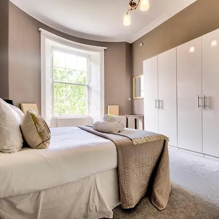 Luxury Ground Floor Apartment Edinburgh
