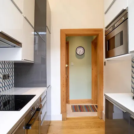 Great Location! 3bed Flat 爱丁堡