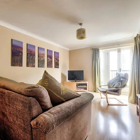 Apartment Spacious Next Water Of Leith