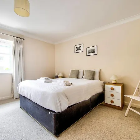 Spacious Next Water Of Leith Apartment Edinburgh