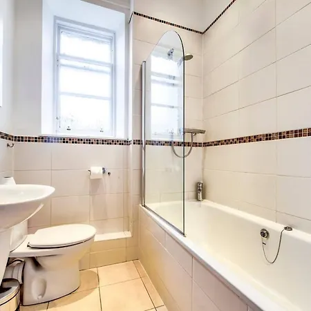 Luxury Designer West End 2 Bedroom Apt * Edinburgh