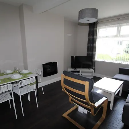 Prestonfield By City Apartment