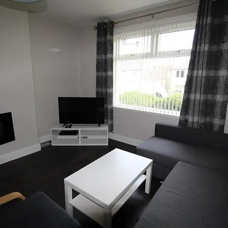 Prestonfield By City Apartment *