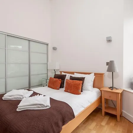 Apartment The Quartermile Meadows View *