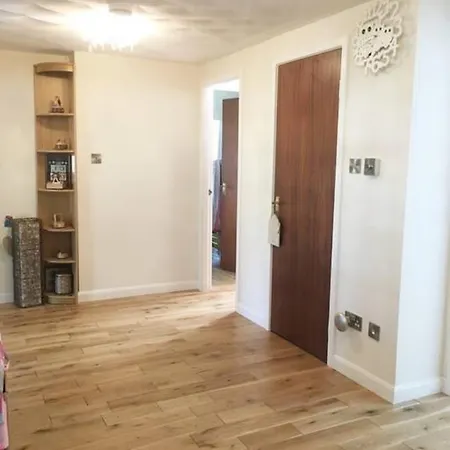 4 Bedroom Flat Near 