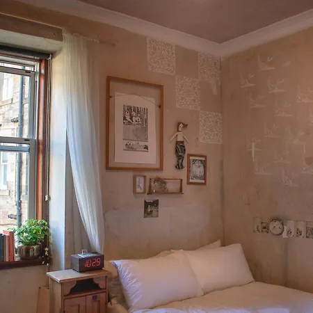 Apartamento 1 Bedroom Flat In The Centre Edimburgo