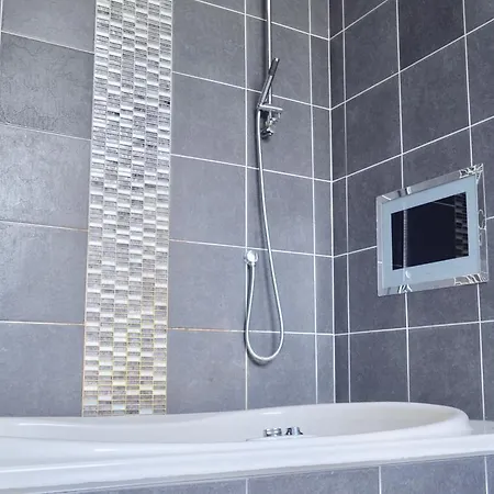 3 Bedroom Flat Near City Centre Appartement Edinburgh