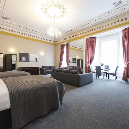 Grosvenor Lejlighed *