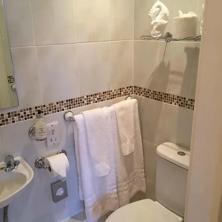 Allison House 16 4* Edimburgo