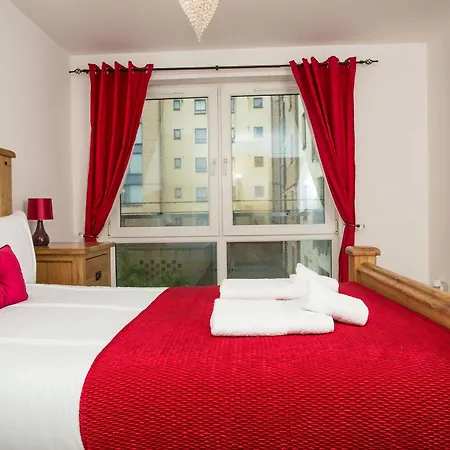 Holistic - Hawkhill Apartment