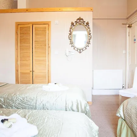 Casa de hóspedes Alba Hills 3*