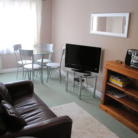 Edinburgh Aparthotel Apart Otel