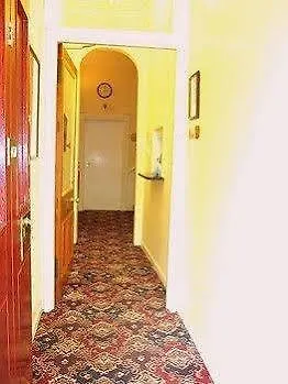 Merith House Hotell 3*