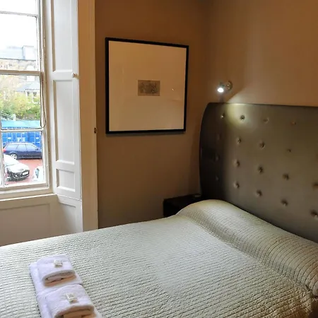 Pensión The Thrums Edimburgo