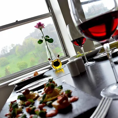 Hotel 100 Princes Street Edinburgh