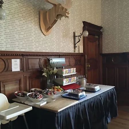 B+B Edinburgh 4*