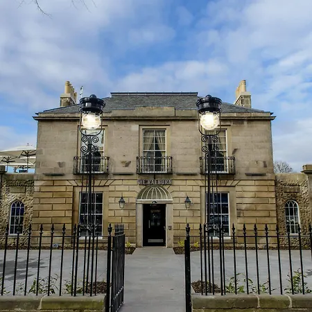 The Raeburn Hotel