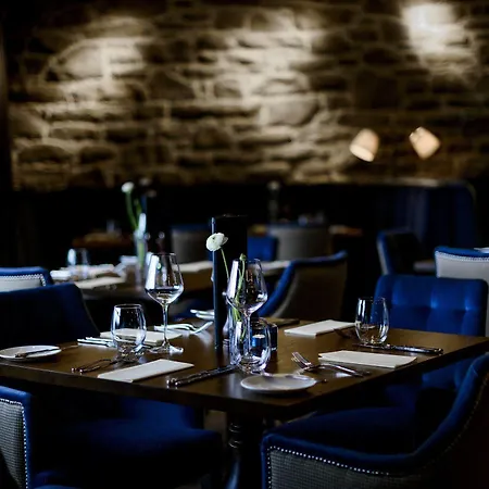 The Raeburn Hotel 4*
