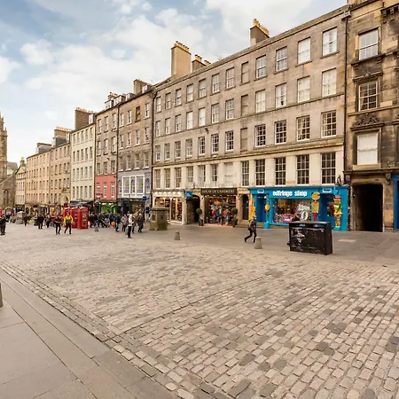 Silver Lining-royal Mile Apartment