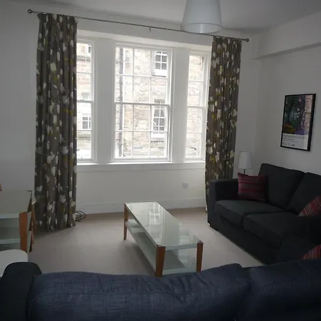 Daire Destiny Scotland - Rose Street Flats