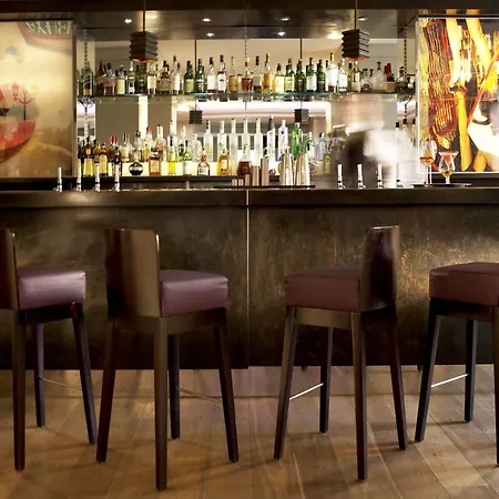 罗科·福尔蒂巴尔莫勒尔酒店