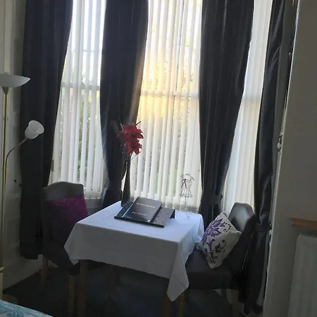 Grangeview Guest house 3*